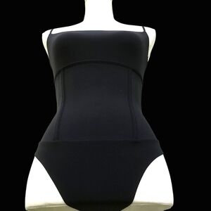 SKIMS Fits Everybody Cami Corset Thong Bodysuit in Onyx size Medium NWT